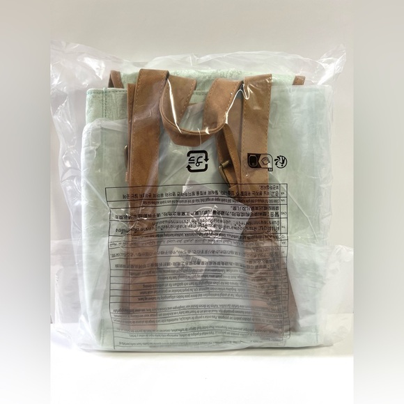 Winnie The Pooh Backpack - Picture 6 of 6